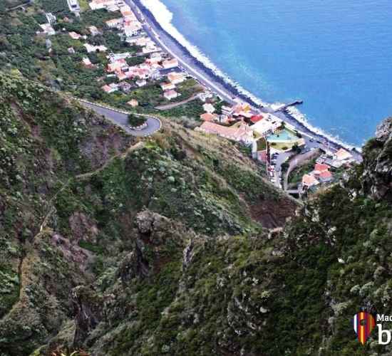 Miradouro O Precipício Viewpoint in Faja da Ovelha, Calheta, Madeira